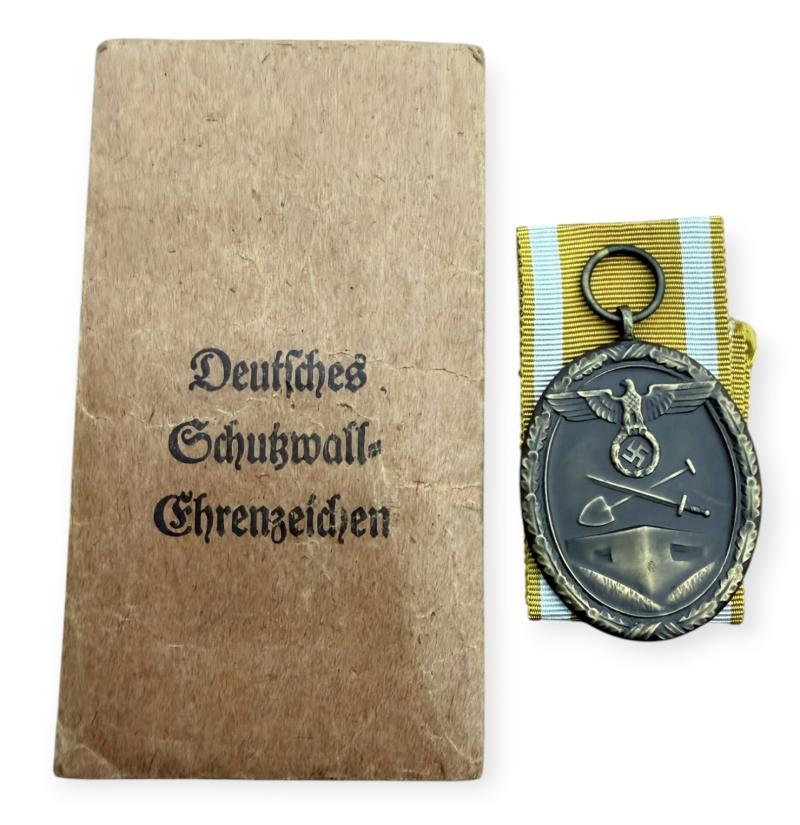 Schutzenwall Ehren Abzeichen Westwall Medal