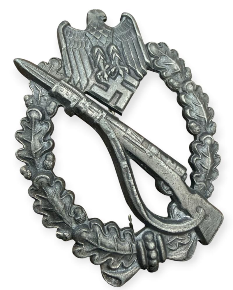 IAB Infantry Assault Badge (Maker Marked FFL)