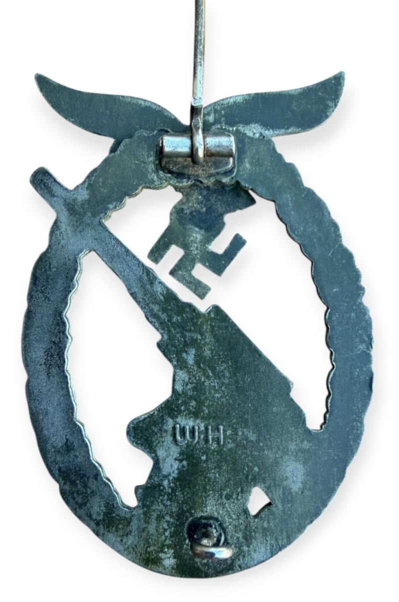 Luftwaffe Flak Abzeichen (Anti Aircraft Artillery Badge)