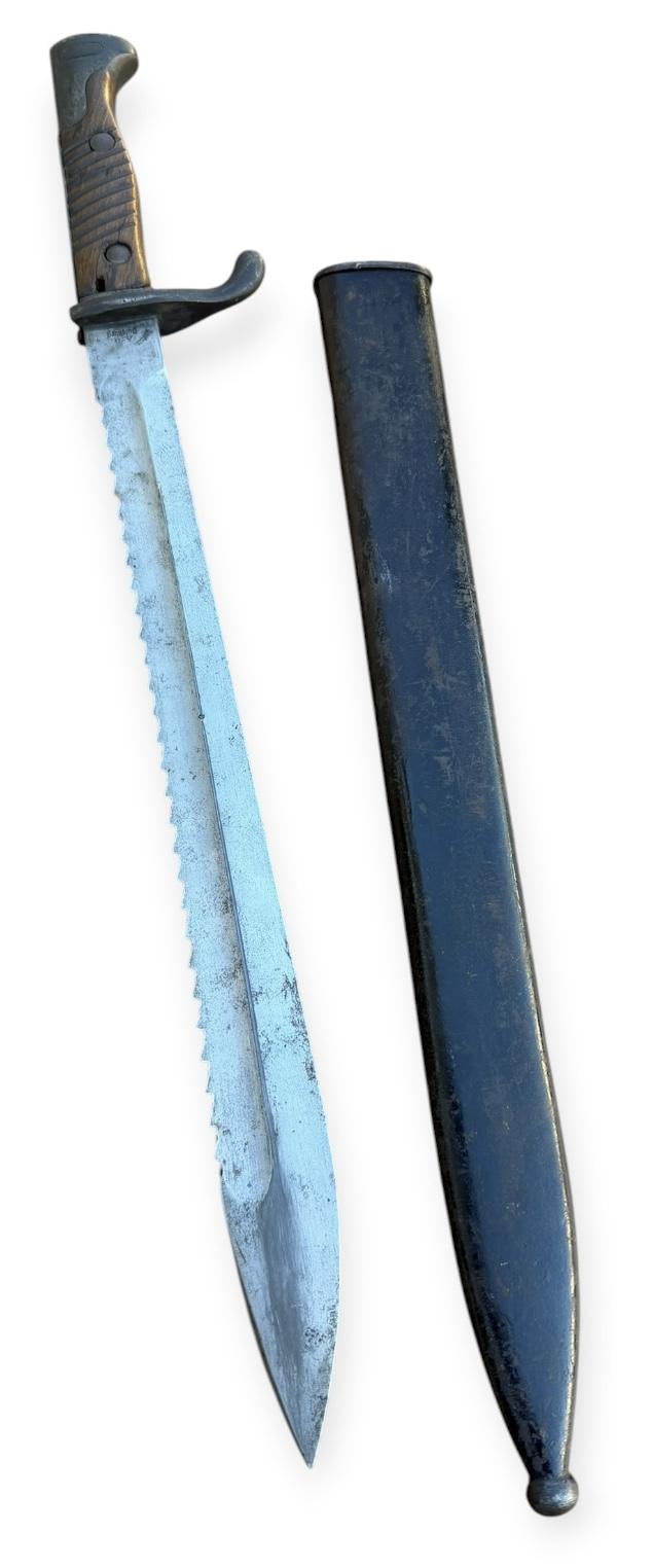 German WW1 Imperial Sawback Butcher Knife Bayonet