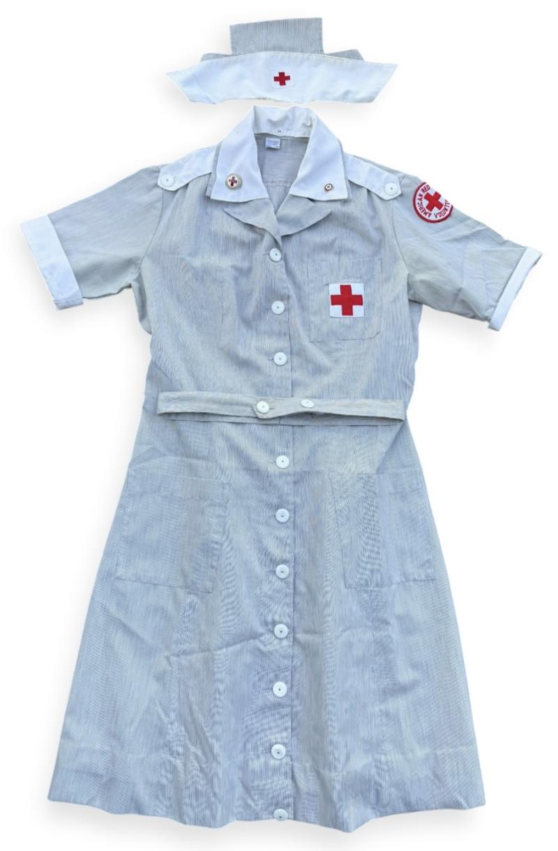 US WW2 volunteer Nurce Dress and Headgear