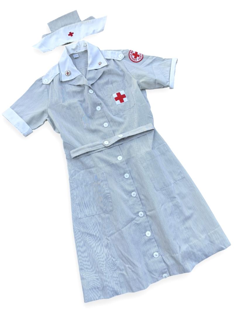 US WW2 volunteer Nurce Dress and Headgear