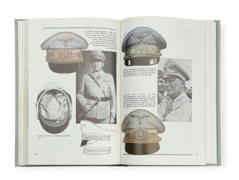 Book Headgear of Hitler’s Germany Volume 1 (Roger Bender)